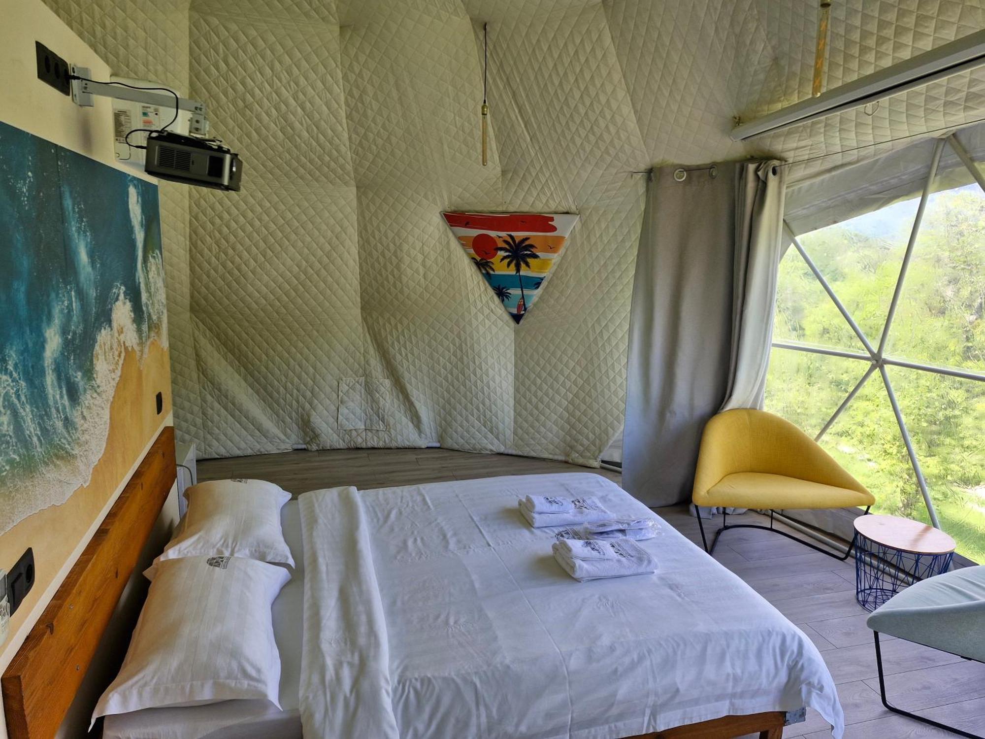 Hotel Glamping Georgia Krikhi Ambrolauri Exterior foto