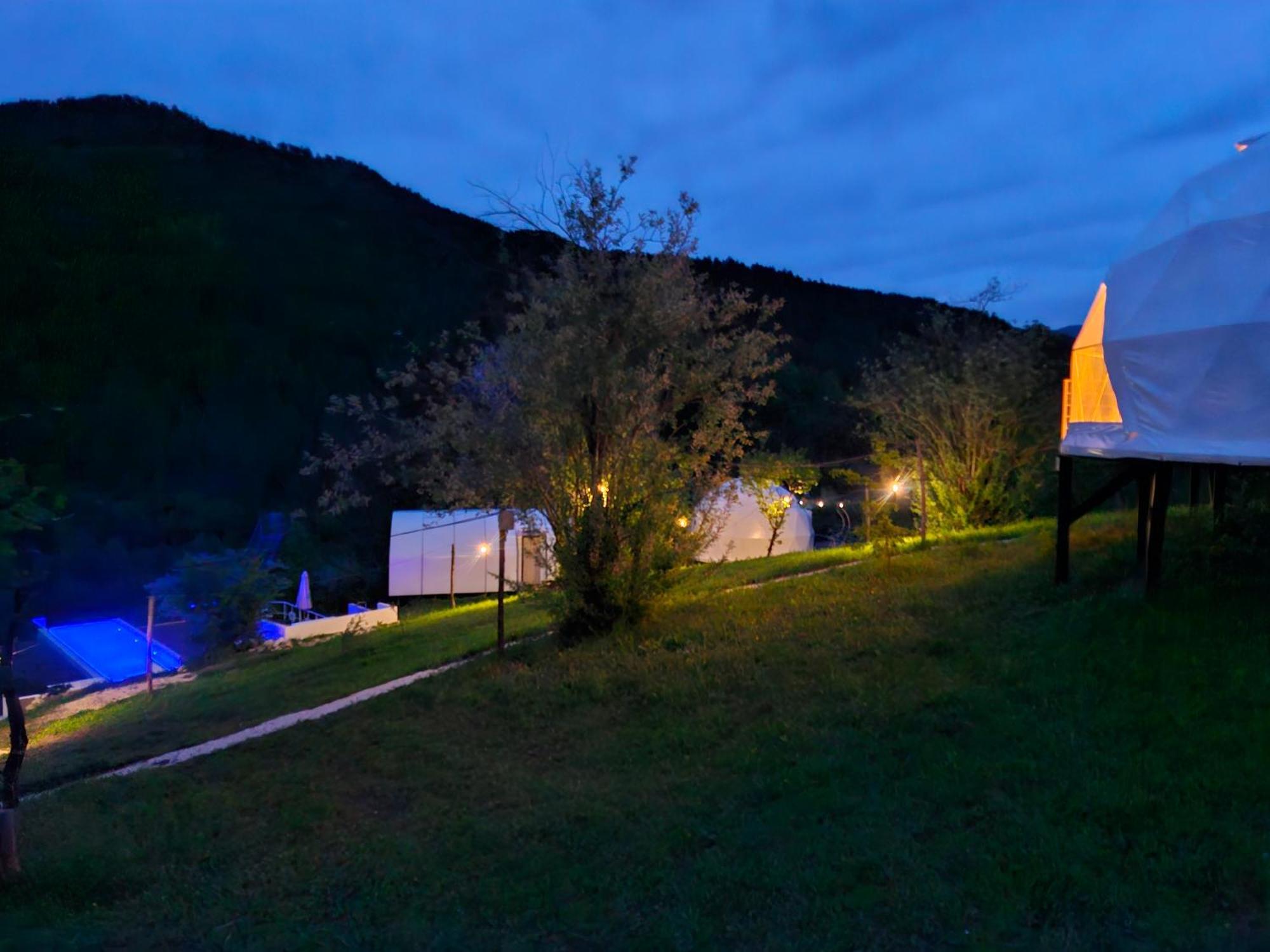 Hotel Glamping Georgia Krikhi Ambrolauri Exterior foto